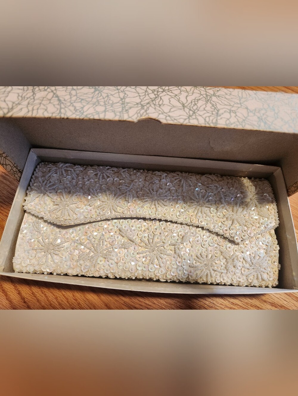 Vintage Alba Trading Corp Elegant Ivory Sequin Beaded Clutch Wallet